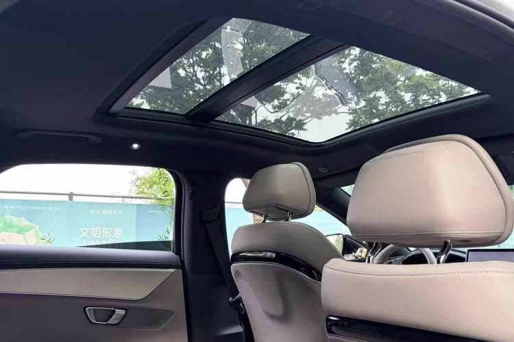 Used BYD Han 2025 DM-i 125KM Elite Model Interior 3