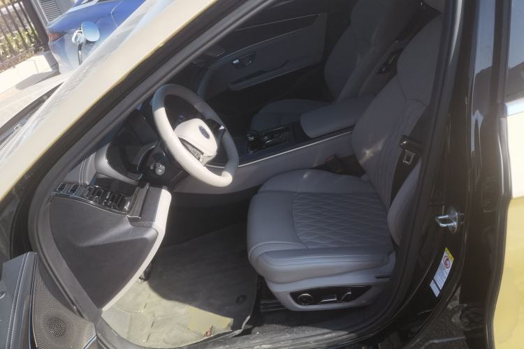 Used BYD Han 2025 DM-i Intelligent Driving Edition 125KM LiDAR Flagship Model Left Front Seat