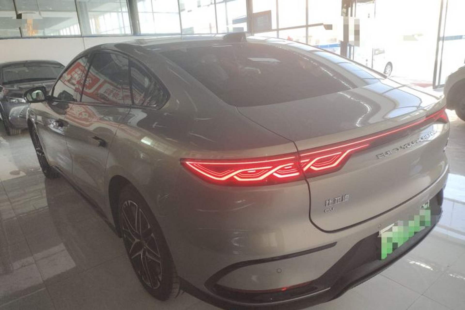 Used BYD Han 2025 Model EV Intelligent Driving Edition 635KM LiDAR Flagship Rear Left 45 Deg