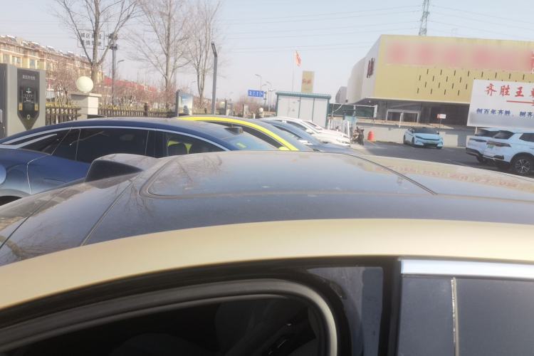Used BYD Han 2025 DM-i Intelligent Driving Edition 125KM LiDAR Flagship Model Roof