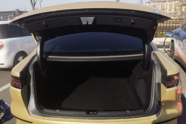 Used BYD Han 2025 DM-i Intelligent Driving Edition 125KM LiDAR Flagship Model Trunk