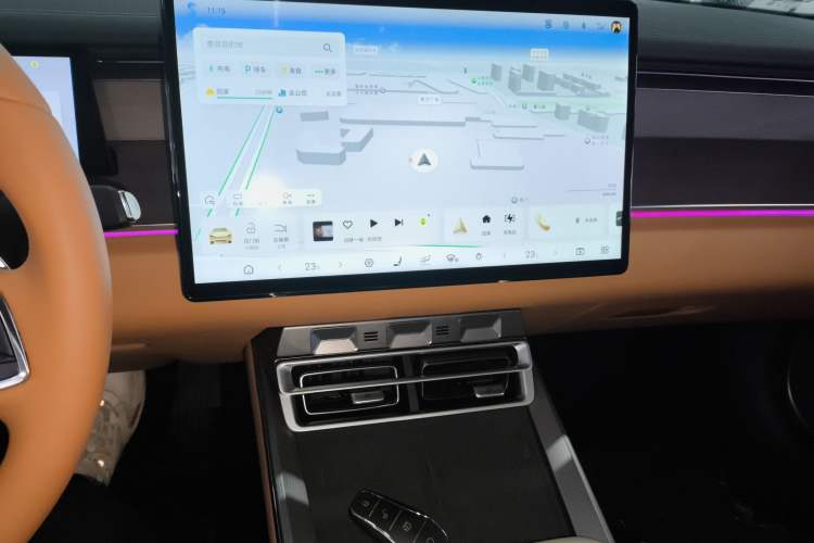 Used BYD Han L 2025 EV 701 km LiDAR Flagship Edition Audio And AC Panel