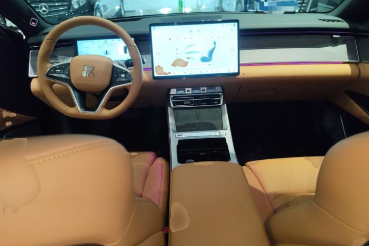 Used BYD Han L 2025 EV 701 km LiDAR Flagship Edition Center Console