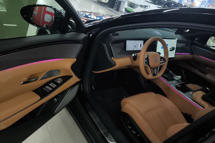 Used BYD Han L 2025 EV 701 km LiDAR Flagship Edition Driver Seat