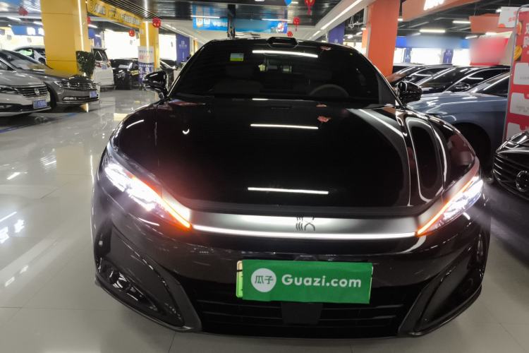 Used BYD Han L 2025 EV 701 km LiDAR Flagship Edition Front