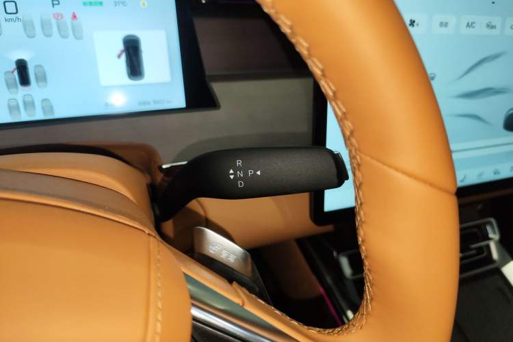 Used BYD Han L 2025 EV 701 km LiDAR Flagship Edition Gear Lever