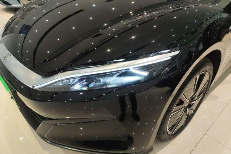 Used BYD Han L 2025 EV 701 km LiDAR Flagship Edition Left Front Headlight