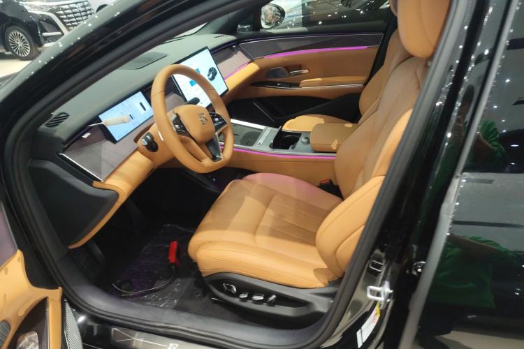 Used BYD Han L 2025 EV 701 km LiDAR Flagship Edition Left Front Seat