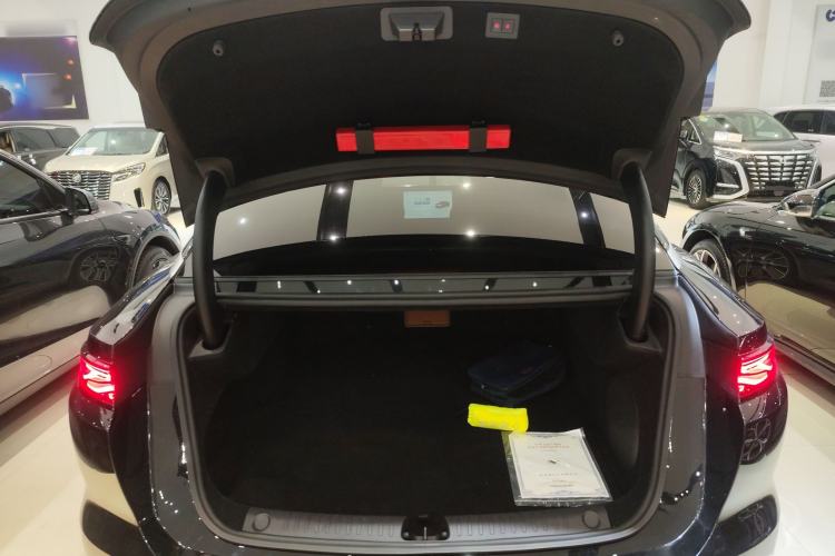 Used BYD Han L 2025 EV 701 km LiDAR Flagship Edition Trunk