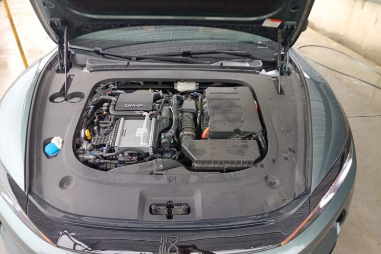 Used BYD Han L 2025 DM-p Four-Wheel-Drive LiDAR Flagship Model Engine Bay