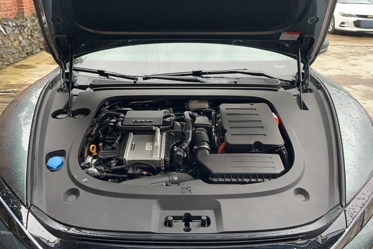 Used BYD Han L 2025 DM-p Four-Wheel-Drive LiDAR Flagship Model Engine Bay