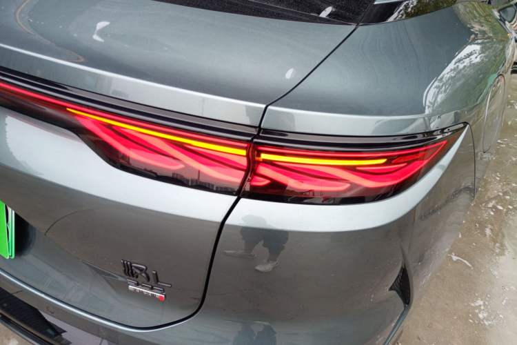 Used BYD Han L 2025 DM-p Four-Wheel-Drive LiDAR Flagship Model Exterior 6