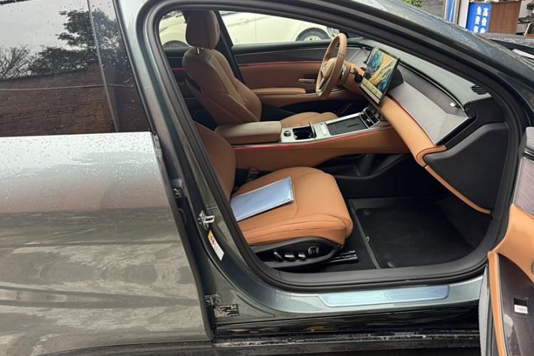 Used BYD Han L 2025 DM-p Four-Wheel-Drive LiDAR Flagship Model Interior 11