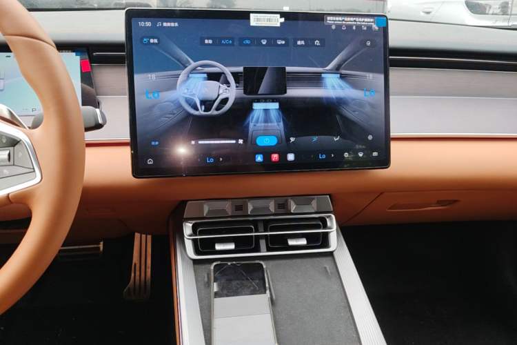 Used BYD Han L 2025 EV Four-Wheel Drive LiDAR Flagship Model Audio And AC Panel