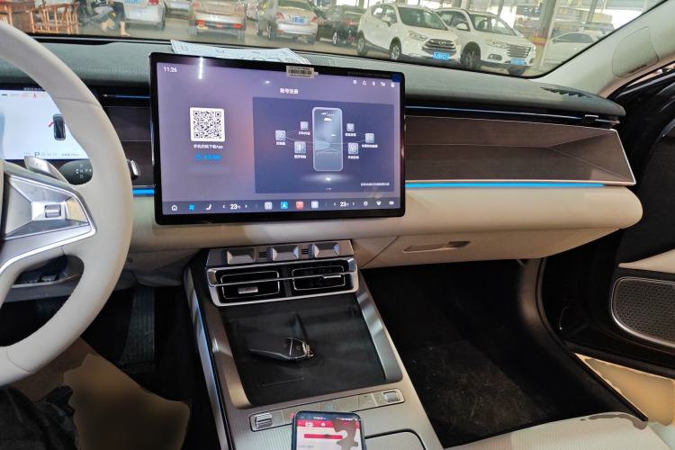 Used BYD Han L 2025 DM-i 200km LiDAR Flagship Model Center Console