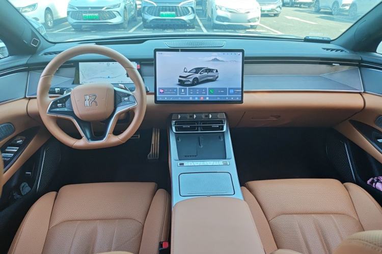 Used BYD Han L 2025 DM-p Four-Wheel-Drive LiDAR Flagship Model Center Console