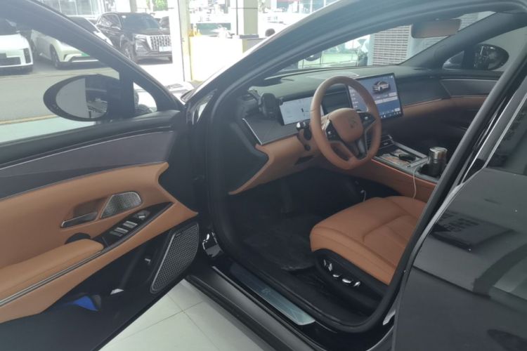 Used BYD Han L 2025 EV 701 km LiDAR Flagship Edition Driver Seat