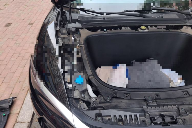Used BYD Han L 2025 EV 701KM LiDAR Deluxe Edition Engine Bay Right
