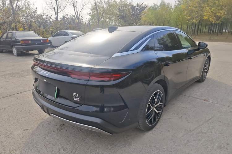 Used BYD Han L 2025 DM-p Four-Wheel-Drive LiDAR Flagship Model Exterior 3