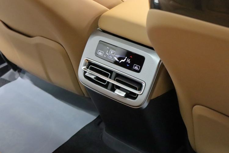 Used BYD Han L 2025 DM-p Four-Wheel-Drive LiDAR Flagship Model Exterior 4