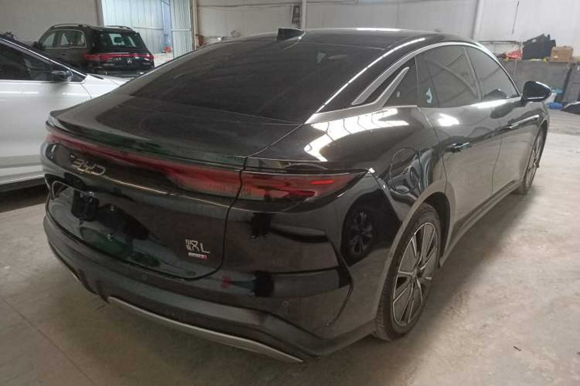 Used BYD Han L 2025 EV 701KM LiDAR Deluxe Edition Exterior 5