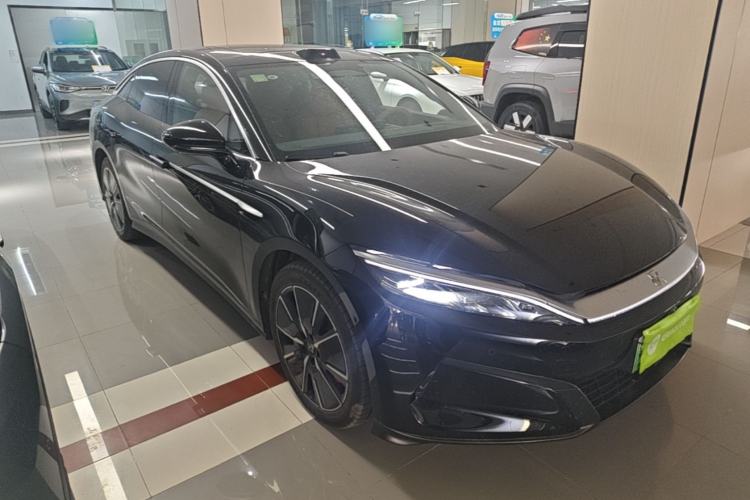 Used BYD Han L 2025 DM-i 200km LiDAR Flagship Model Front Right 45 Deg