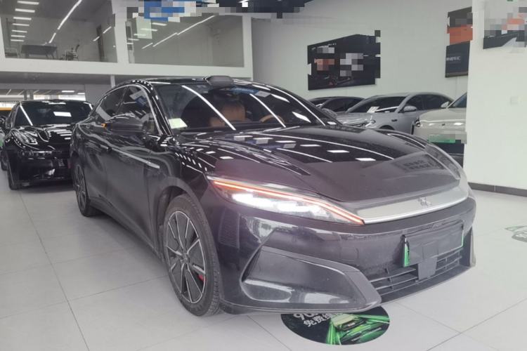 Used BYD Han L 2025 EV 701 km LiDAR Flagship Edition Front Right 45 Deg