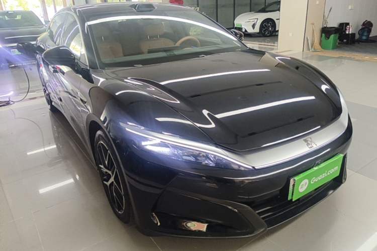 Used BYD Han L 2025 EV Four-Wheel Drive LiDAR Flagship Model Front Right 45 Deg