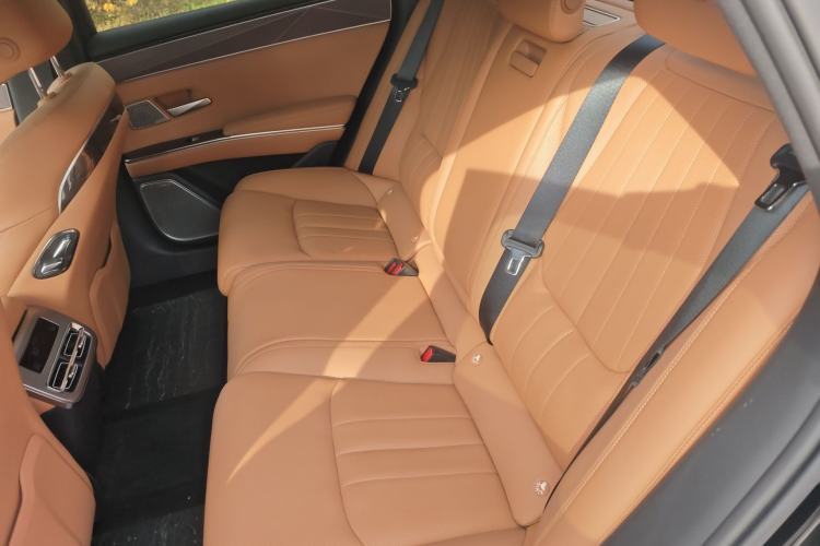 Used BYD Han L 2025 DM-p Four-Wheel-Drive LiDAR Flagship Model Interior 1