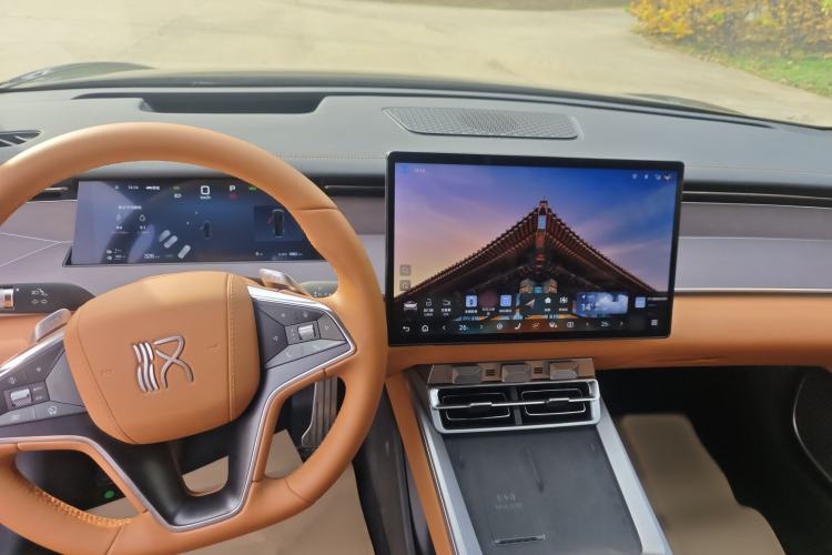 Used BYD Han L 2025 DM-p Four-Wheel-Drive LiDAR Flagship Model Interior 3