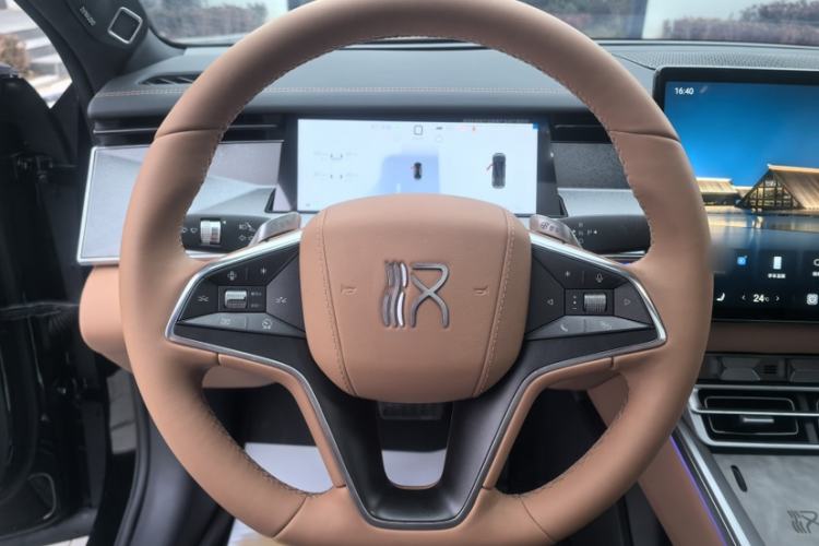 Used BYD Han L 2025 EV 701KM LiDAR Deluxe Edition Interior 3