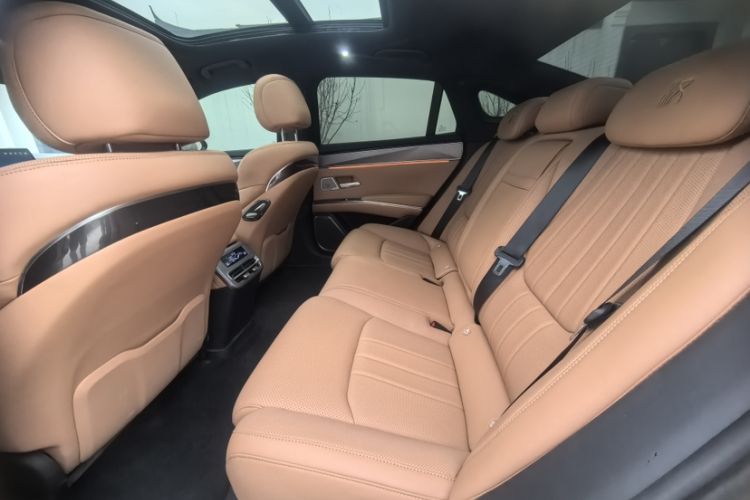 Used BYD Han L 2025 EV 701KM LiDAR Deluxe Edition Interior 4