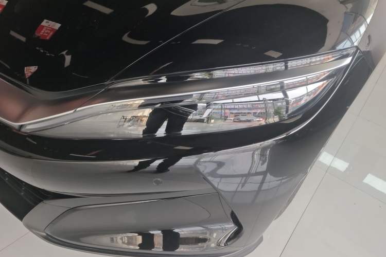 Used BYD Han L 2025 DM-p Four-Wheel-Drive LiDAR Flagship Model Left Front Headlight