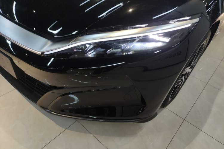Used BYD Han L 2025 DM-p Four-Wheel-Drive LiDAR Flagship Model Left Front Headlight