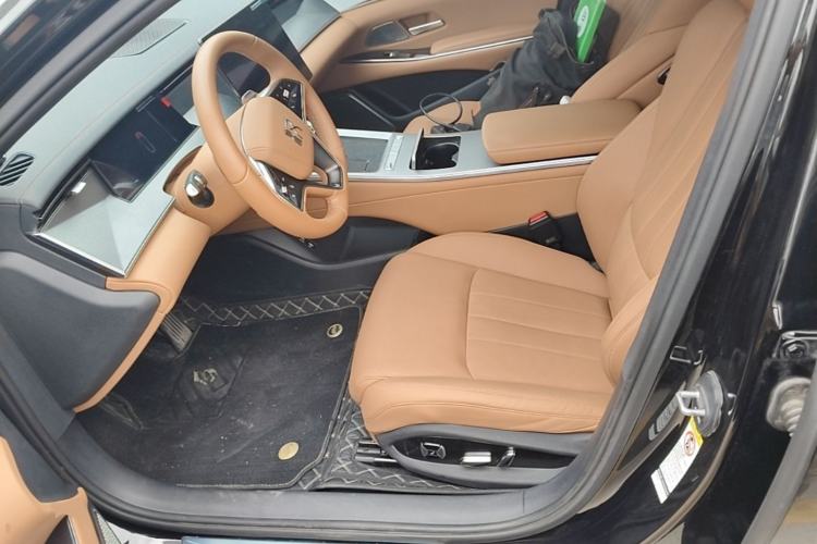 Used BYD Han L 2025 EV 701KM LiDAR Deluxe Edition Left Front Seat