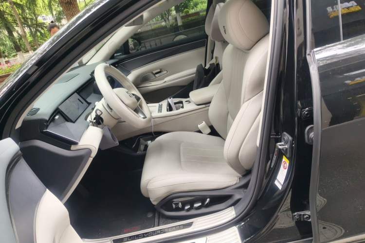 Used BYD Han L 2025 EV 701 km LiDAR Flagship Edition Left Front Seat