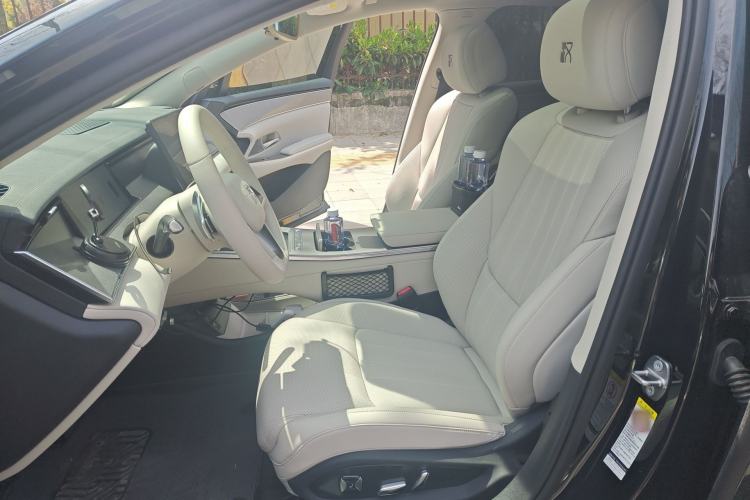 Used BYD Han L 2025 EV 701KM LiDAR Deluxe Edition Left Front Seat