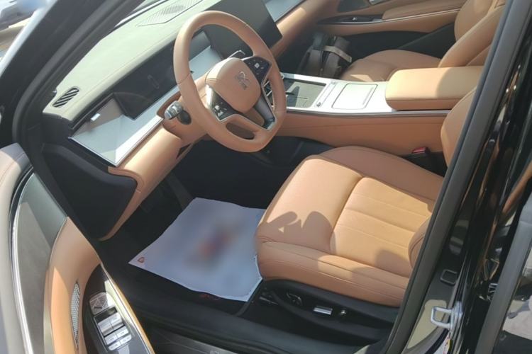 Used BYD Han L 2025 DM-i 200KM LiDAR Luxury Model Left Front Seat