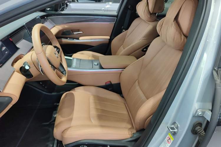 Used BYD Han L 2025 EV Four-Wheel Drive LiDAR Flagship Model Left Front Seat