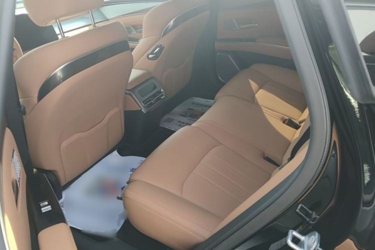 Used BYD Han L 2025 DM-i 200KM LiDAR Luxury Model Left Rear Seat