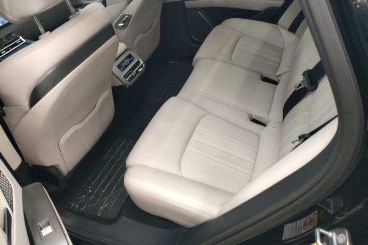 Used BYD Han L 2025 DM-i 200KM LiDAR Luxury Model Left Rear Seat