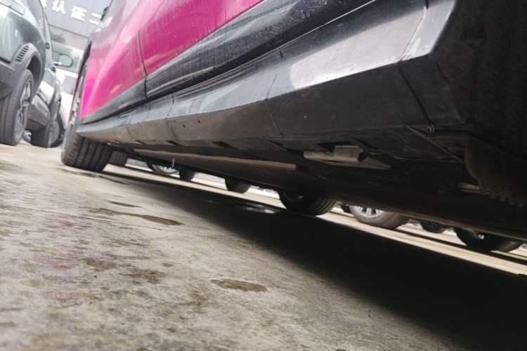 Used BYD Han L 2025 EV Four-Wheel Drive LiDAR Flagship Model Left Side Sill