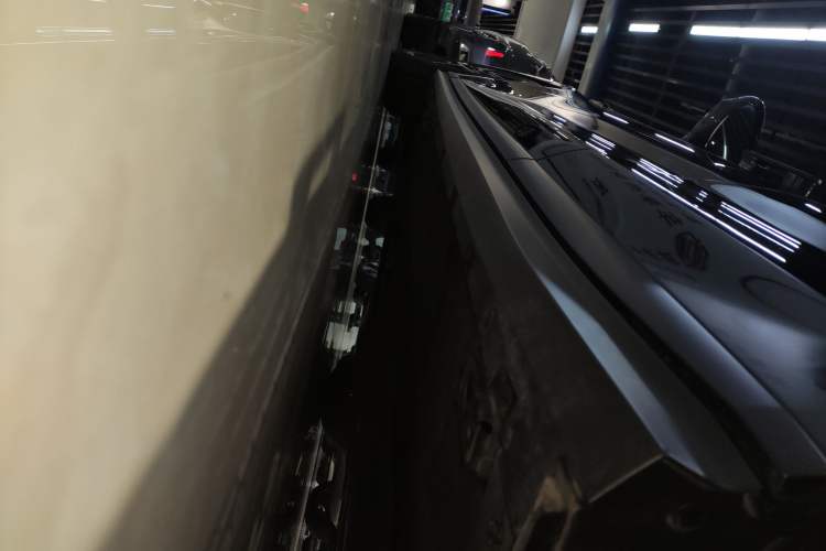 Used BYD Han L 2025 DM-p Four-Wheel-Drive LiDAR Flagship Model Left Side Sill