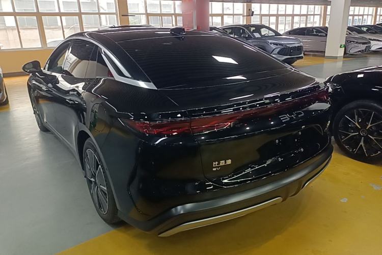 Used BYD Han L 2025 EV 701KM LiDAR Deluxe Edition Rear Left 45 Deg