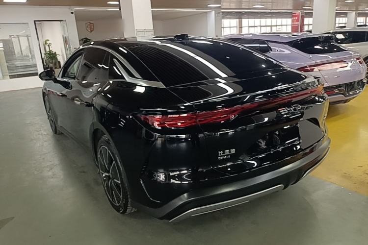 Used BYD Han L 2025 DM-i 200KM LiDAR Luxury Model Rear Left 45 Deg