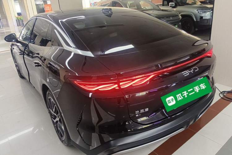 Used BYD Han L 2025 EV Four-Wheel Drive LiDAR Flagship Model Rear Left 45 Deg