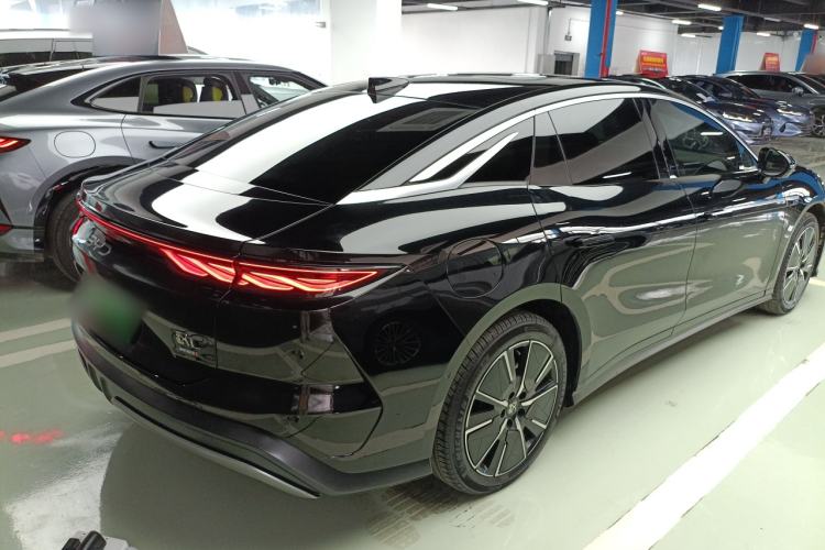 Used BYD Han L 2025 EV 701KM LiDAR Deluxe Edition Rear Right 45 Deg