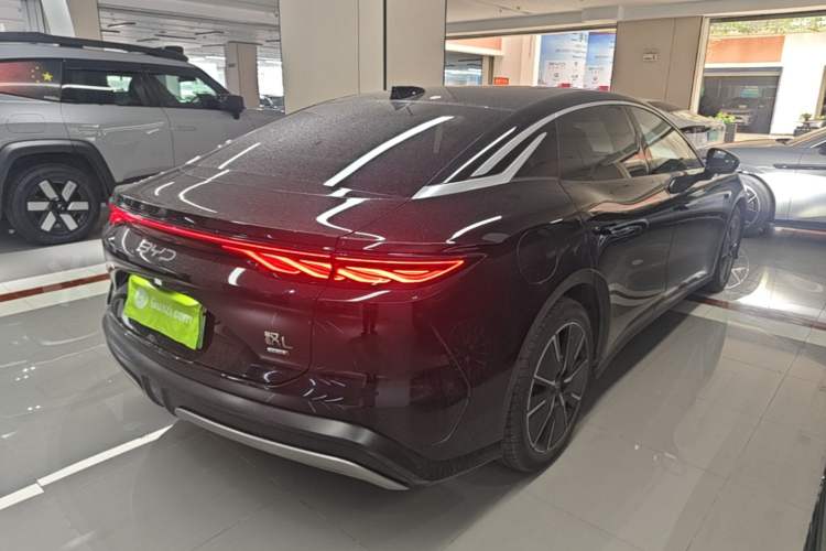 Used BYD Han L 2025 DM-i 200km LiDAR Flagship Model Rear Right 45 Deg