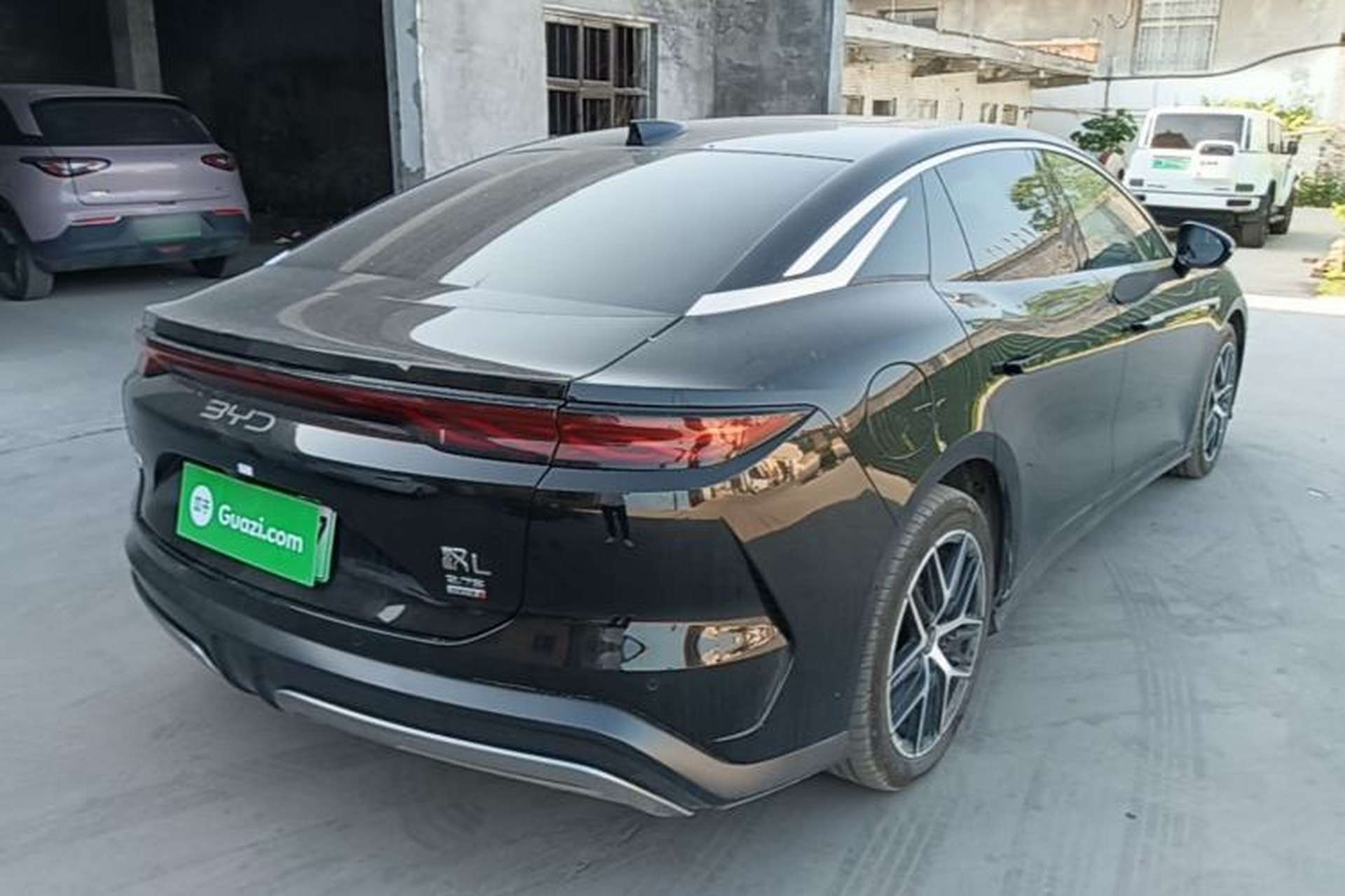 Used BYD Han L 2025 EV Four-Wheel Drive LiDAR Flagship Model Rear Right 45 Deg