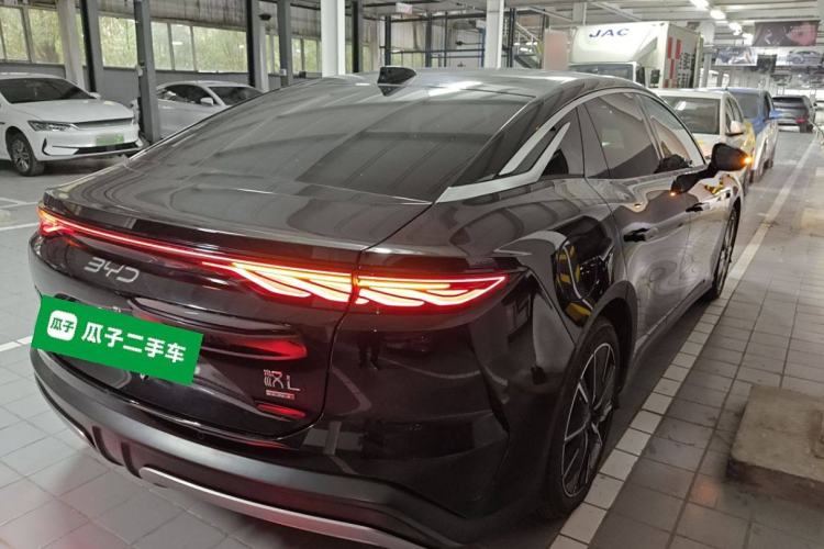 Used BYD Han L 2025 EV 701KM LiDAR Deluxe Edition Rear Right 45 Deg